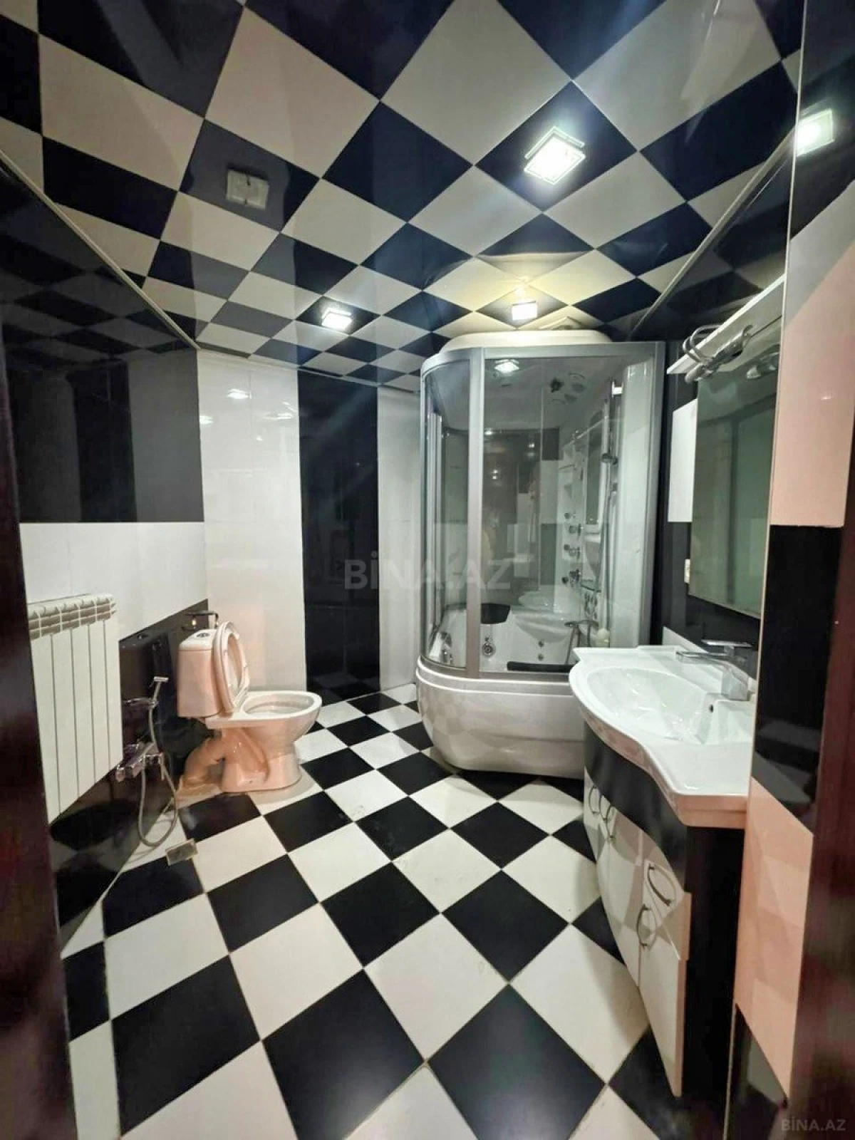 Satılır 3 otaqlı mənzil 115 m²