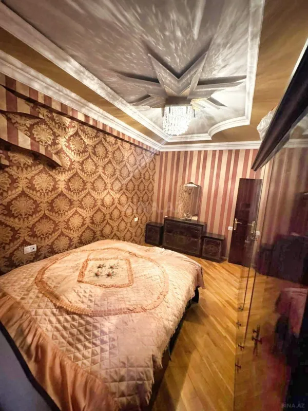 Satılır 3 otaqlı mənzil 115 m²