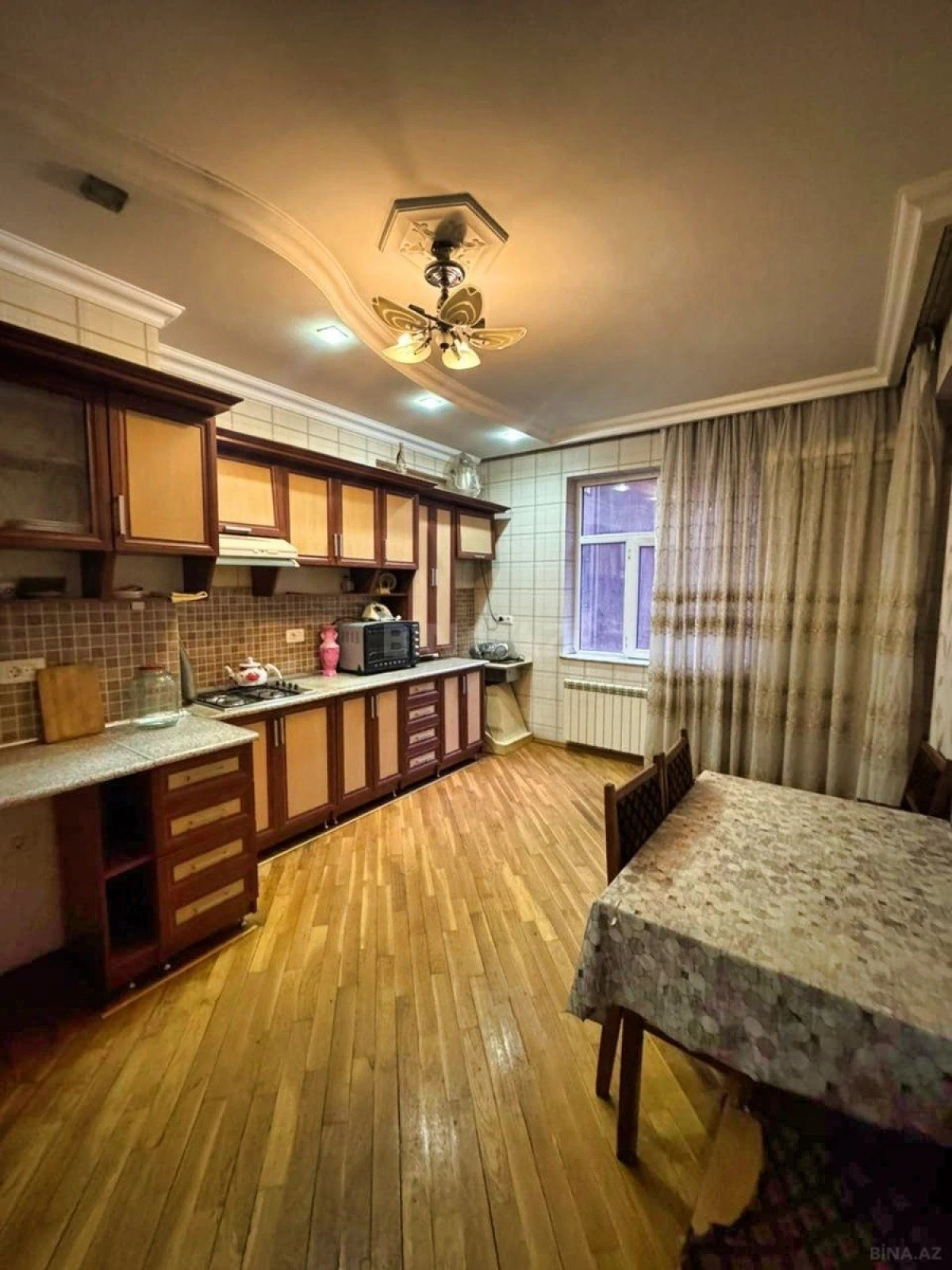 Satılır 3 otaqlı mənzil 115 m²