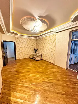 Satılır 3 otaqlı mənzil 115 m²