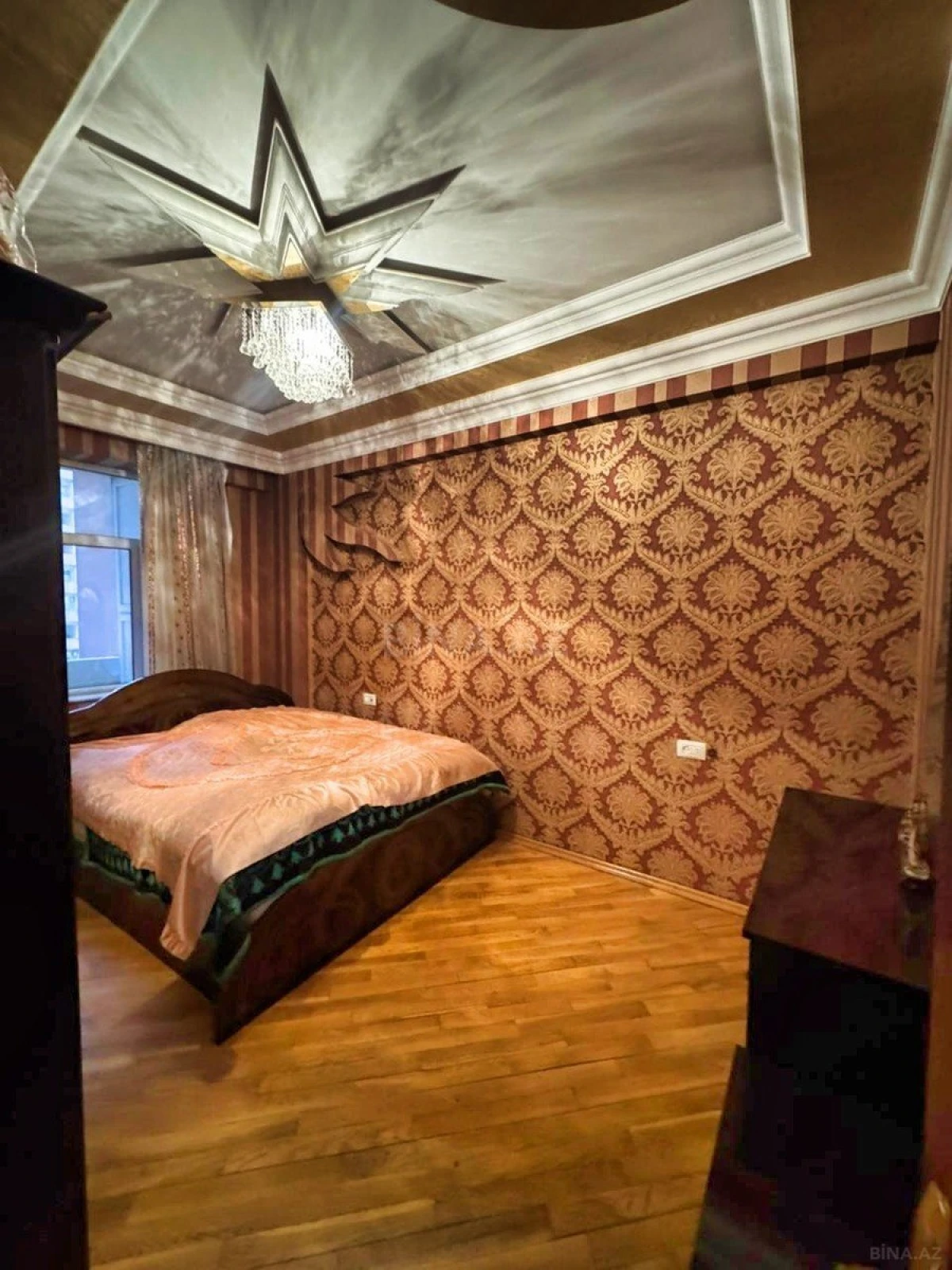 Satılır 3 otaqlı mənzil 115 m²