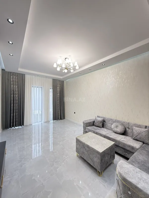 Satılır 4 otaqlı həyət evi 160 m²