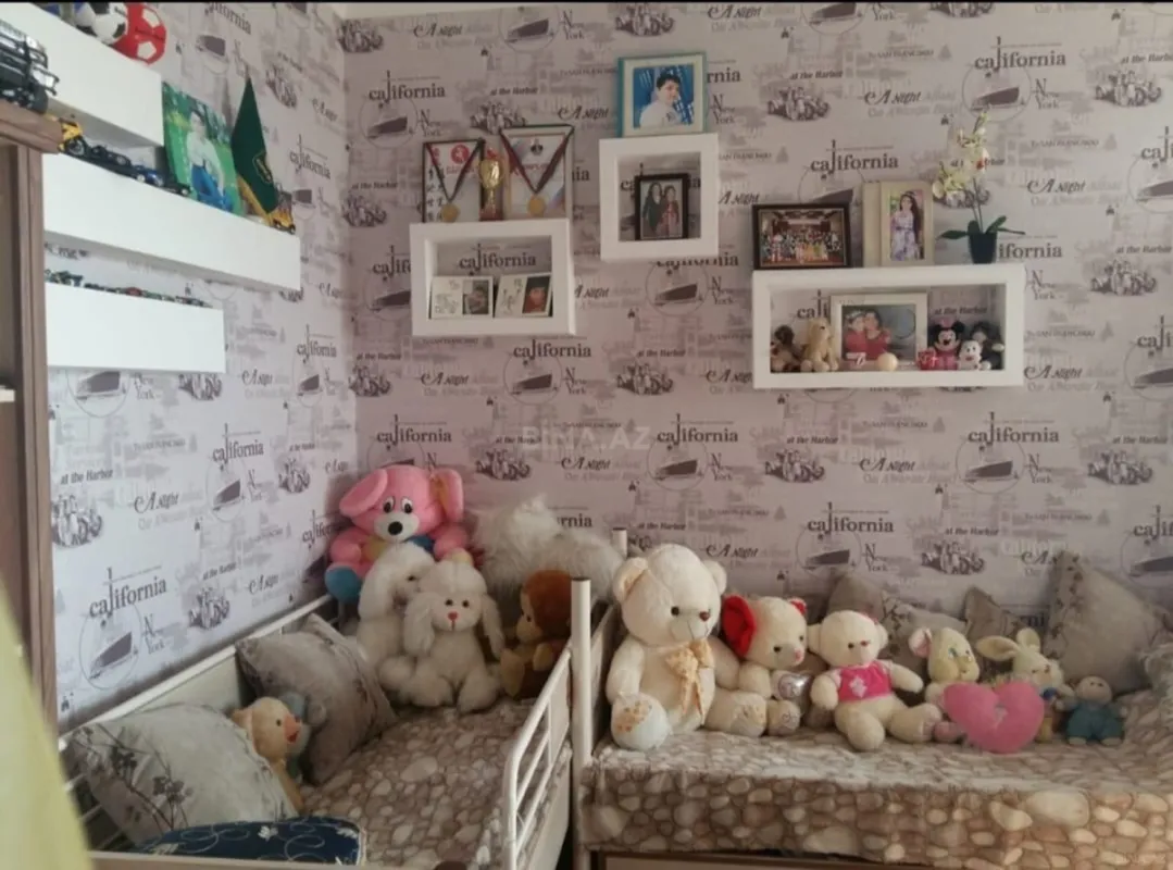 Satılır 2 otaqlı mənzil 78 m²