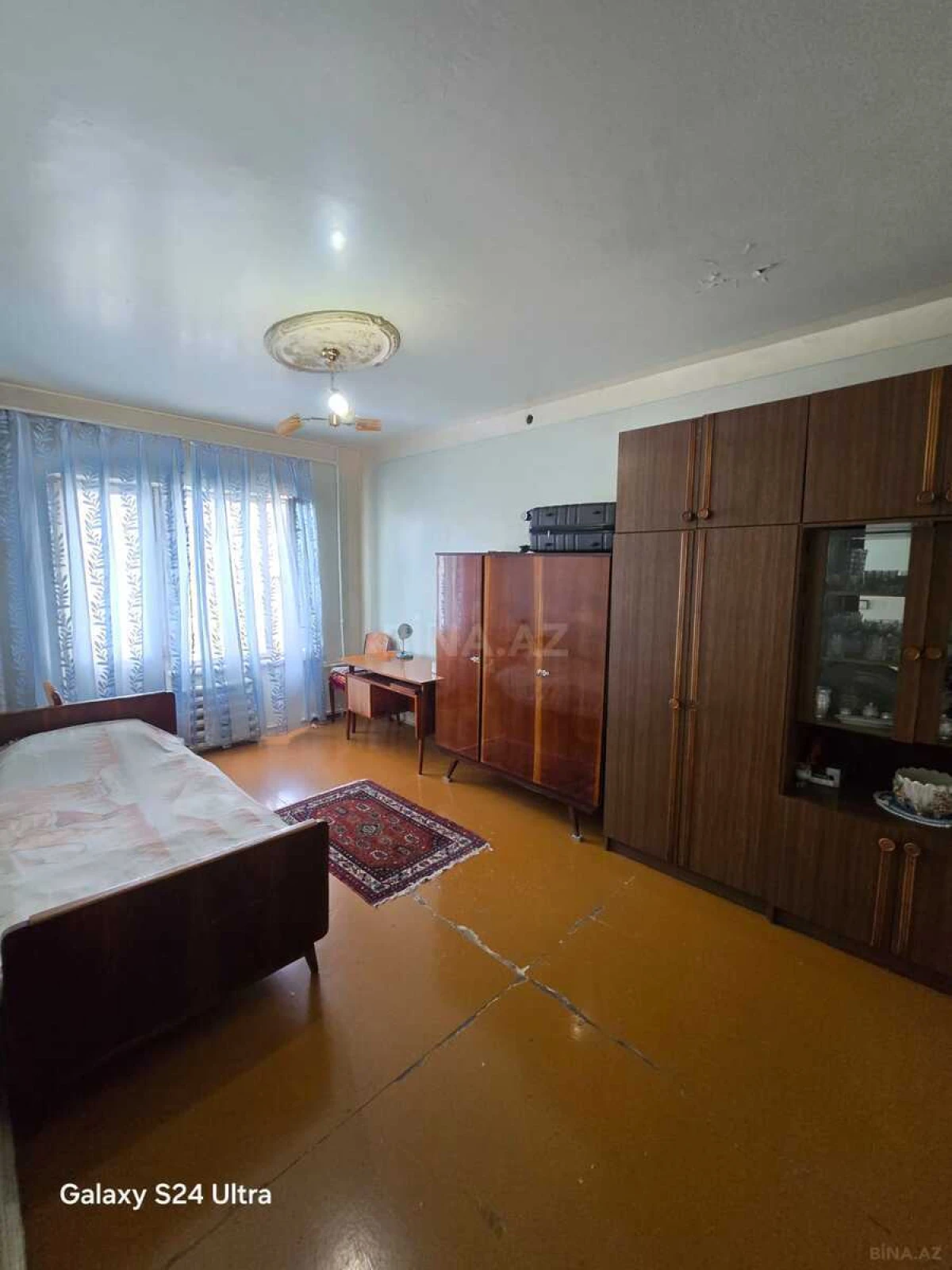 Satılır 4 otaqlı mənzil 100 m²