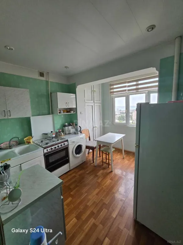 Satılır 4 otaqlı mənzil 100 m²