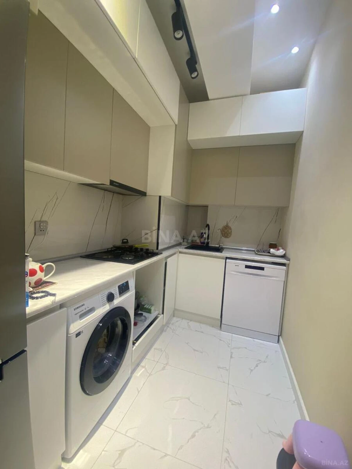 Satılır 2 otaqlı mənzil 55 m²