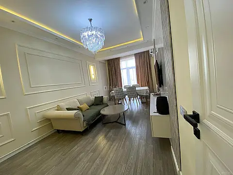 Satılır 2 otaqlı mənzil 55 m²