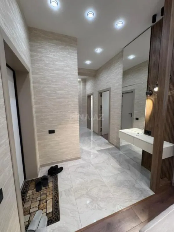 Kirayə verilir 3 otaqlı mənzil 100 m²