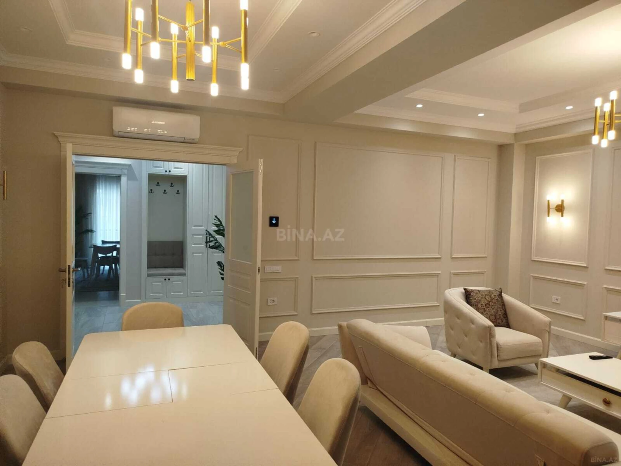 Kirayə verilir 3 otaqlı mənzil 146 m²