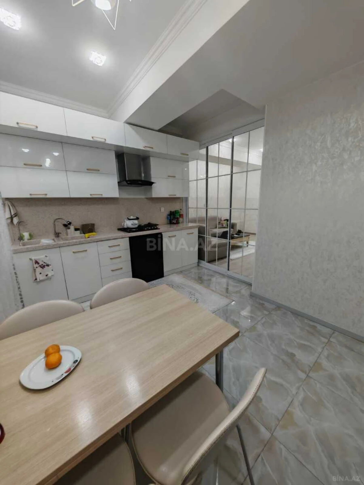 Satılır 2 otaqlı mənzil 85 m²