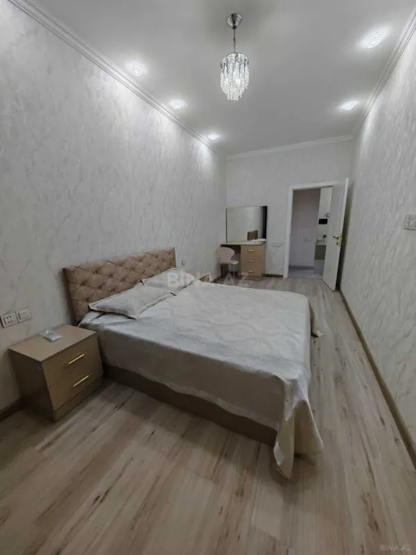 Satılır 2 otaqlı mənzil 85 m²