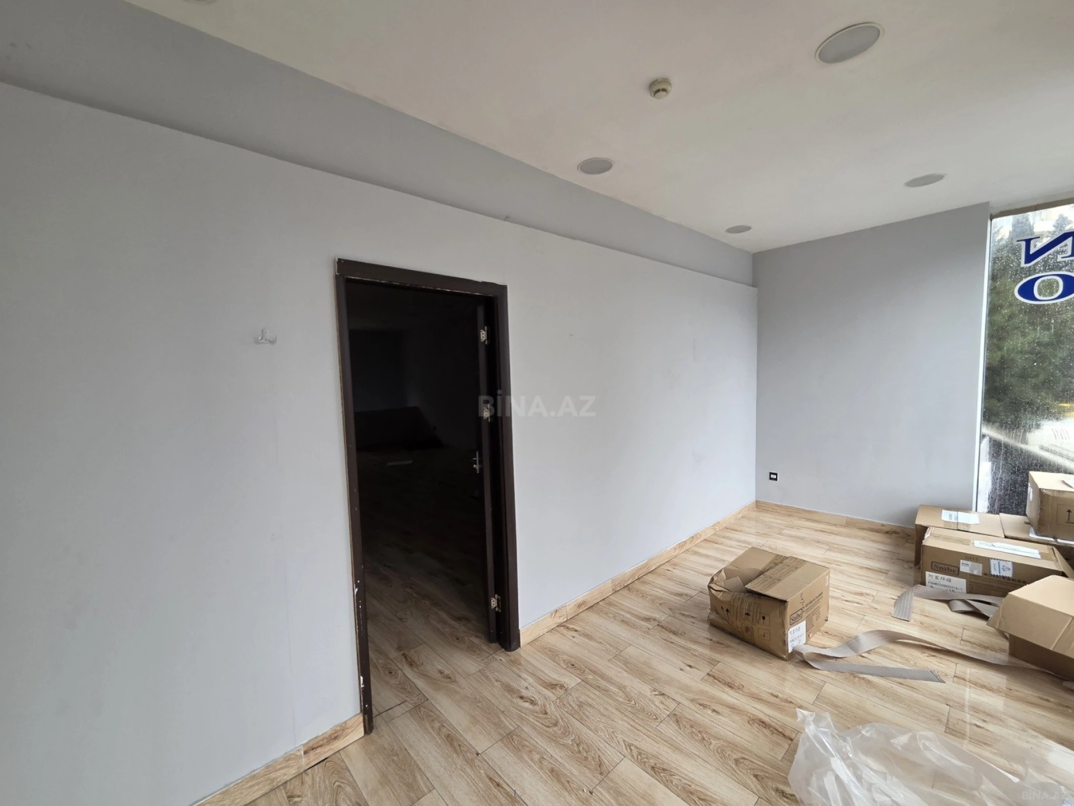 Kirayə verilir obyekt 140 m²