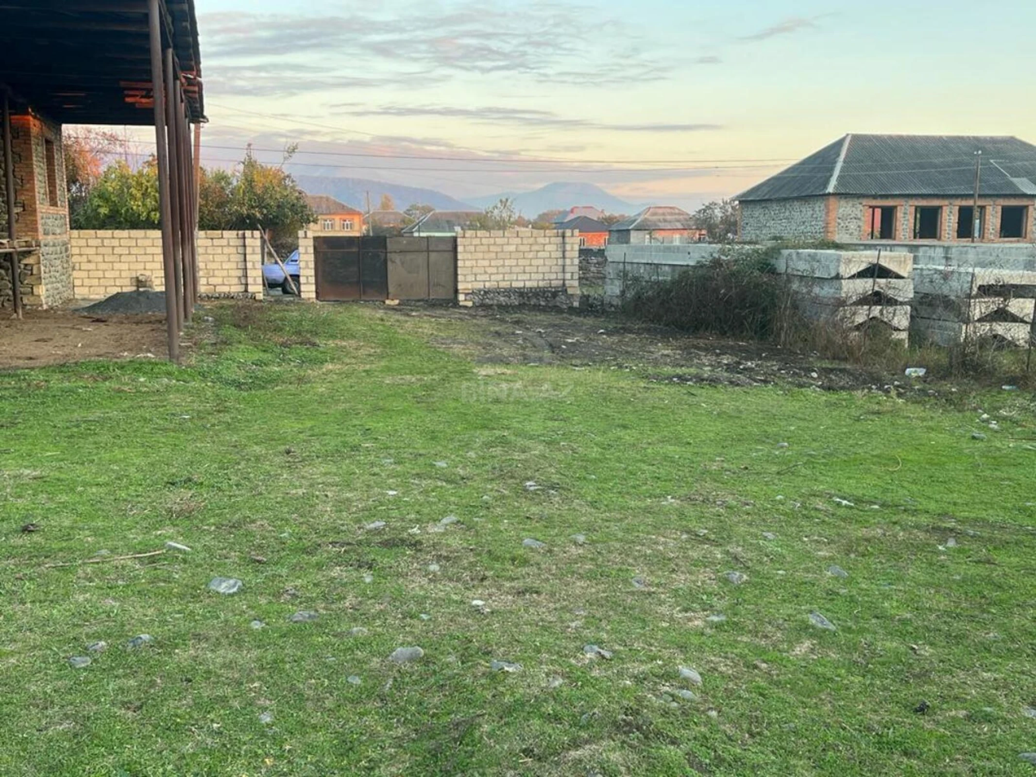 Satılır torpaq sahəsi 10 m²