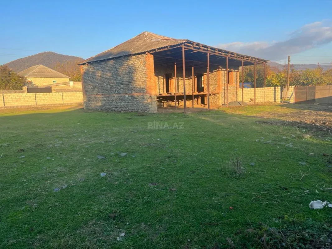 Satılır torpaq sahəsi 10 m²