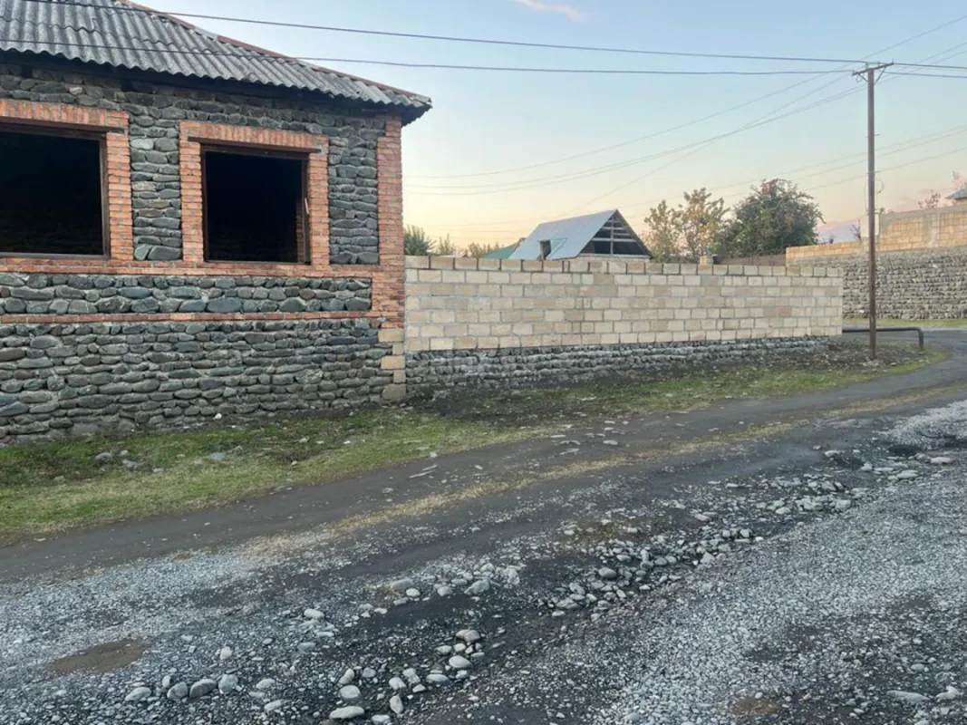 Satılır torpaq sahəsi 10 m²