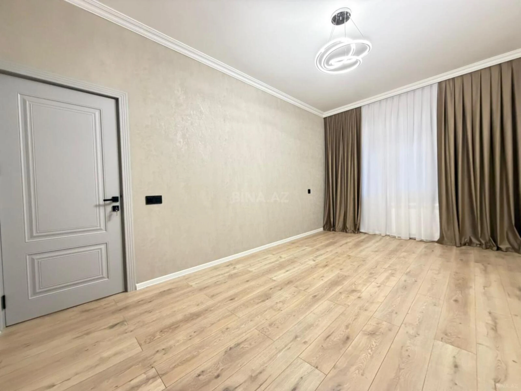 Satılır 3 otaqlı mənzil 65 m²