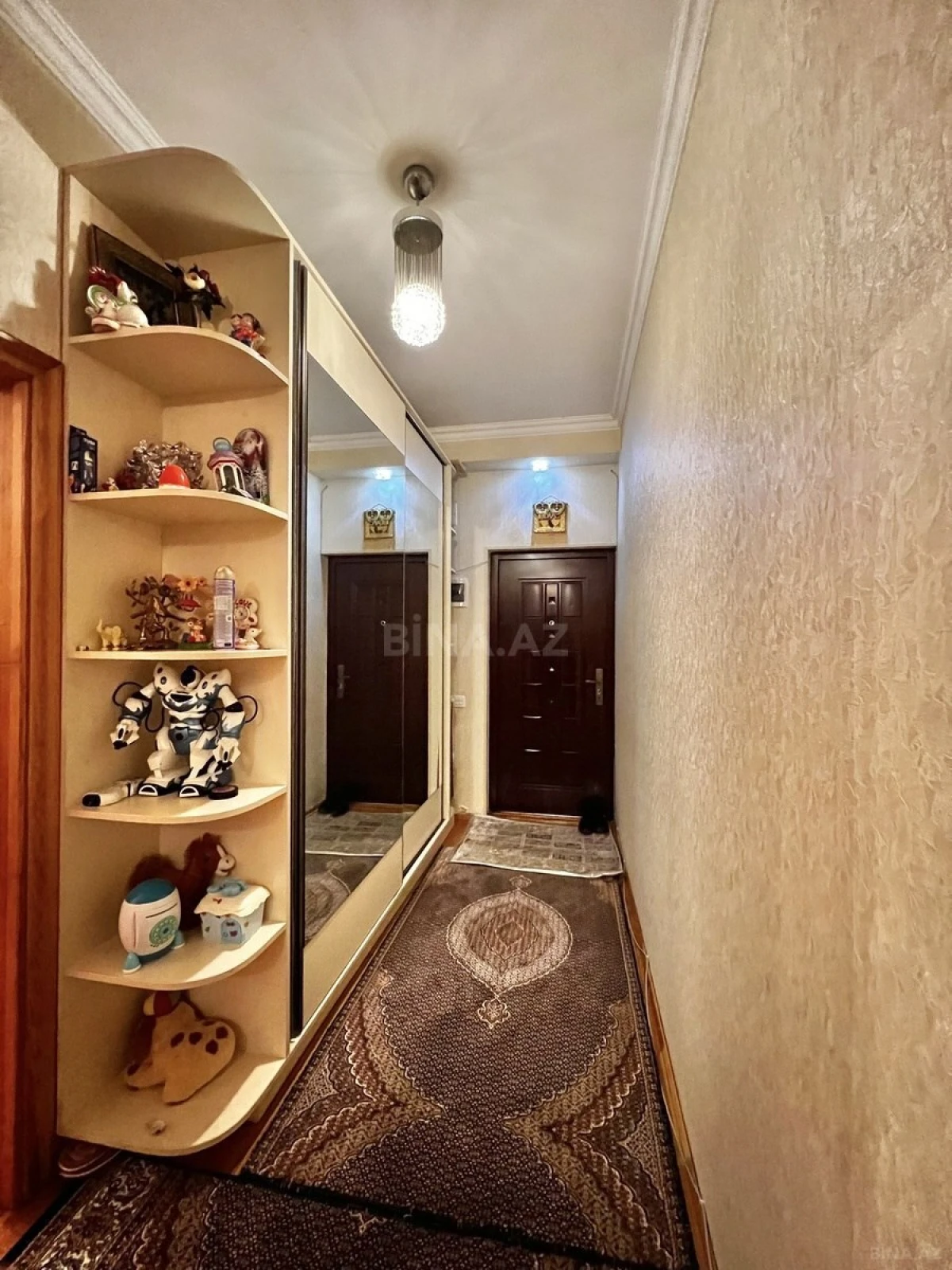 Satılır 3 otaqlı mənzil 105 m²