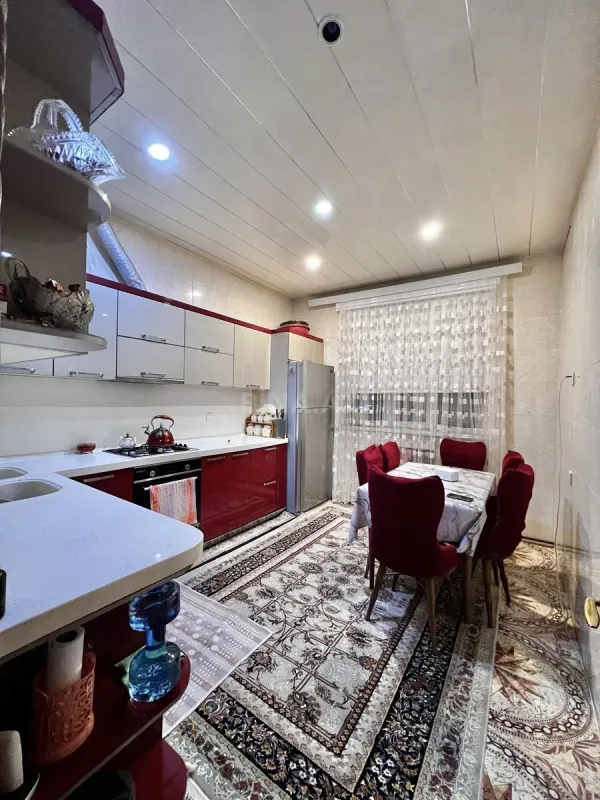 Satılır 3 otaqlı mənzil 105 m²