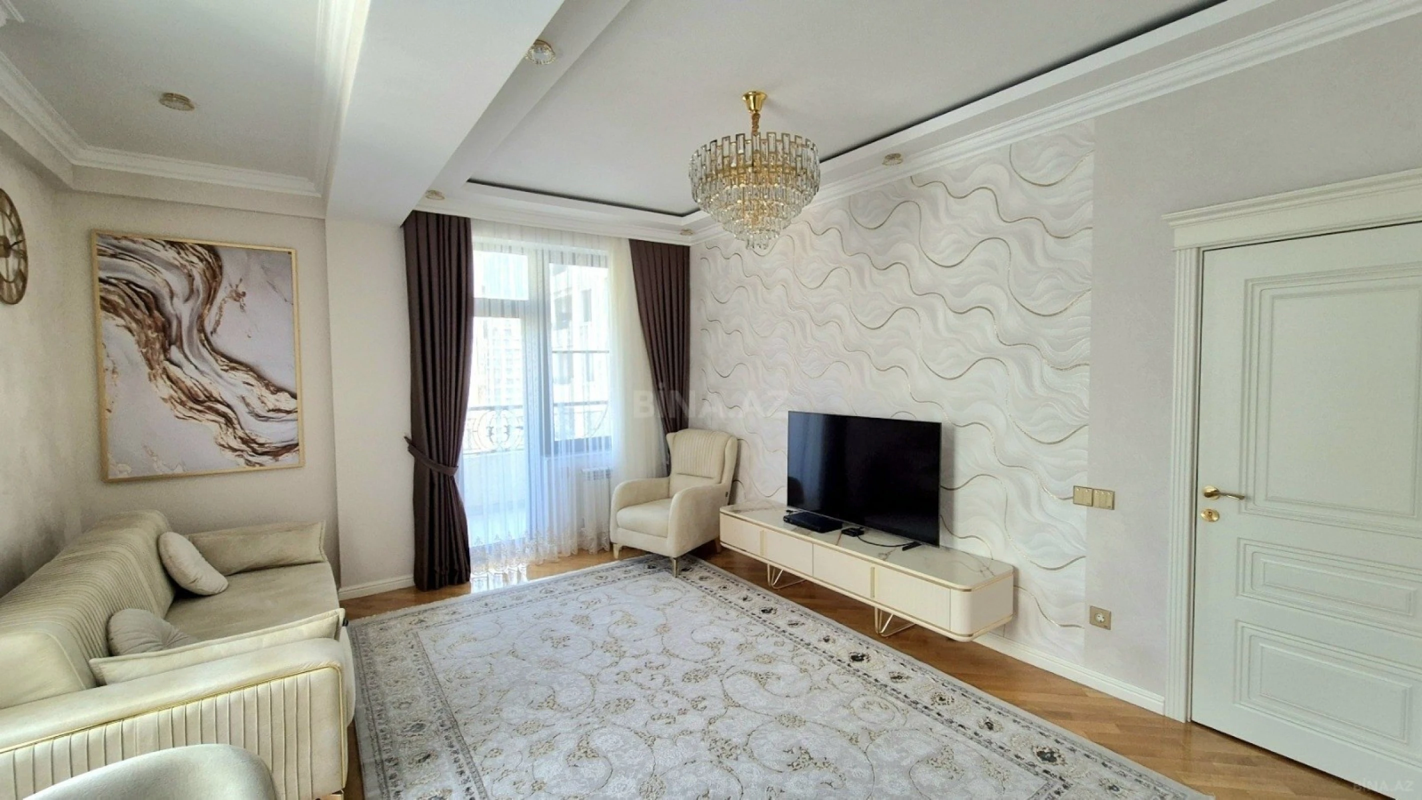 Satılır 3 otaqlı mənzil 91 m²