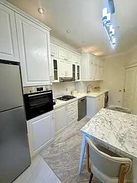 Satılır 3 otaqlı mənzil 91 m²