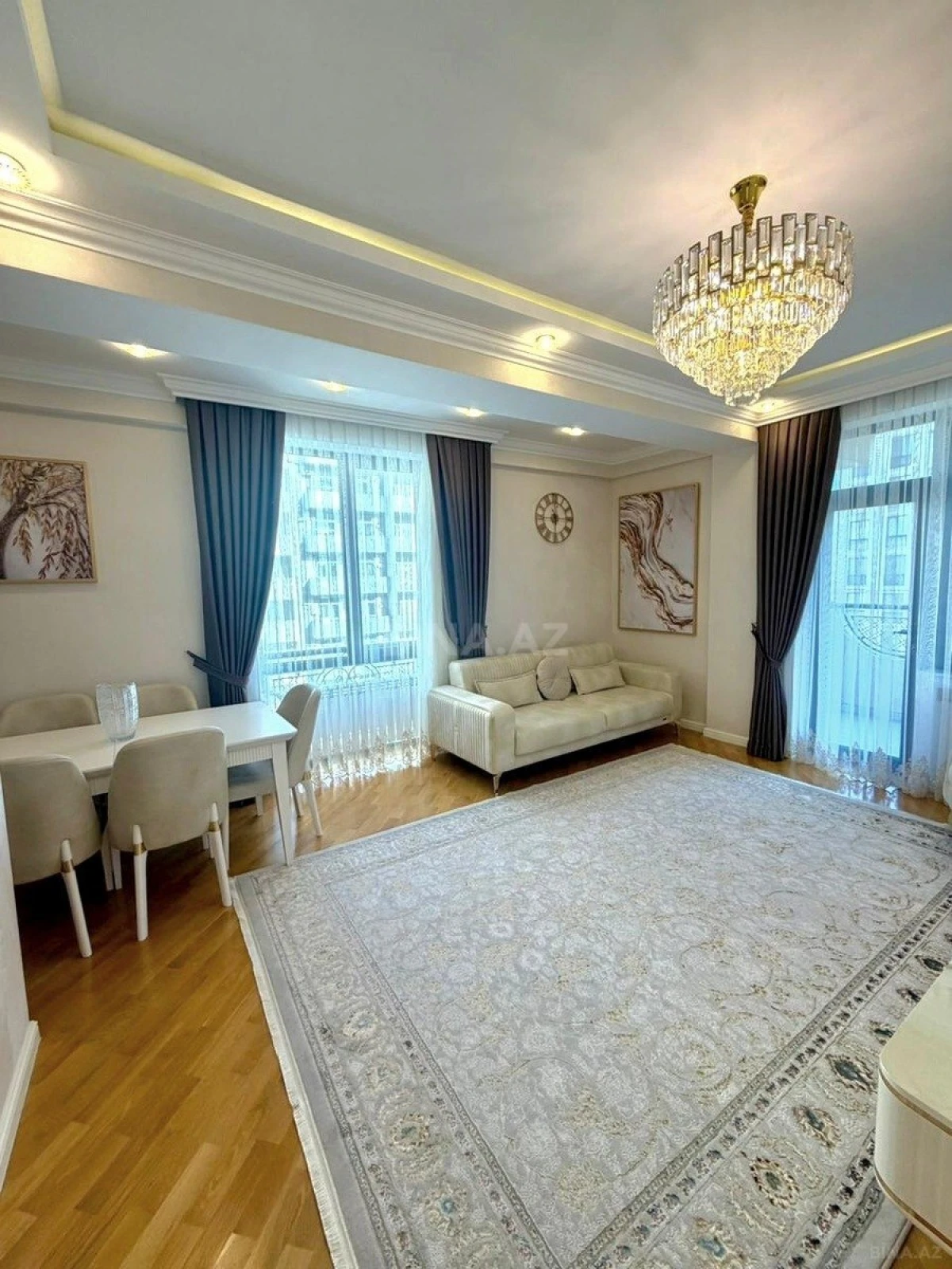 Satılır 3 otaqlı mənzil 91 m²