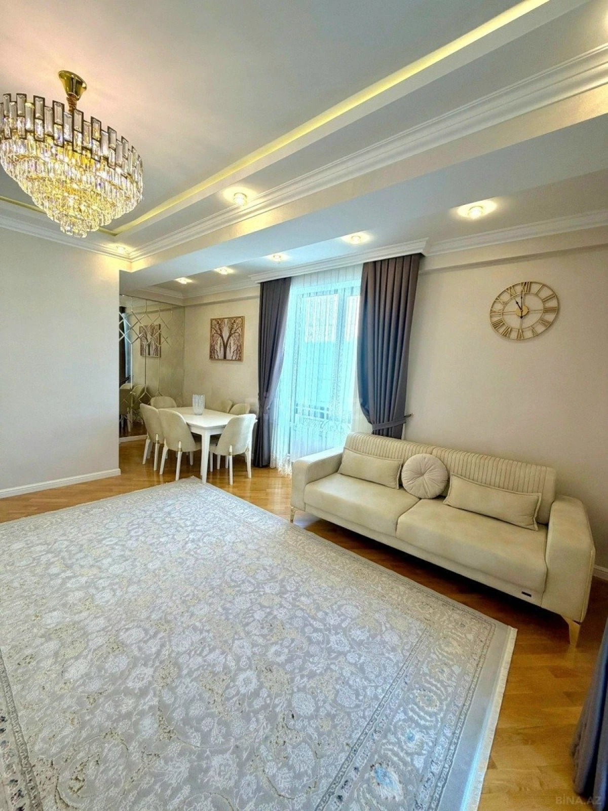 Satılır 3 otaqlı mənzil 91 m²