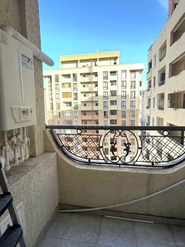 Satılır 3 otaqlı mənzil 91 m²