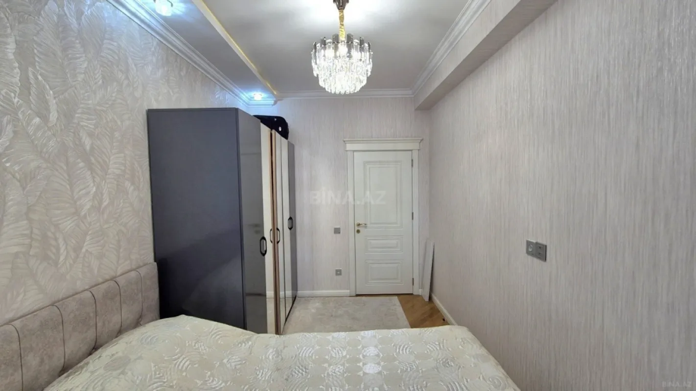 Satılır 3 otaqlı mənzil 91 m²