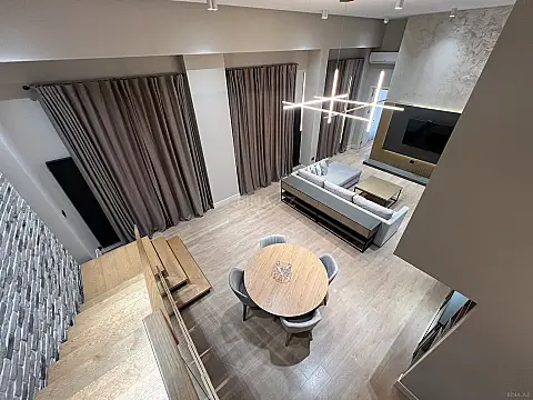 Kirayə verilir 3 otaqlı mənzil 105 m²