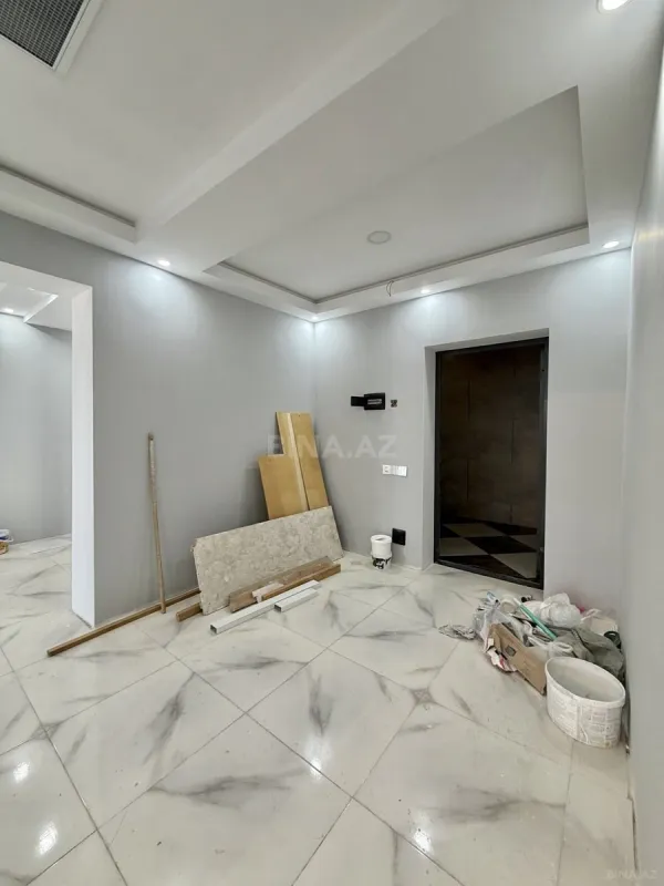 Satılır 3 otaqlı mənzil 108 m²
