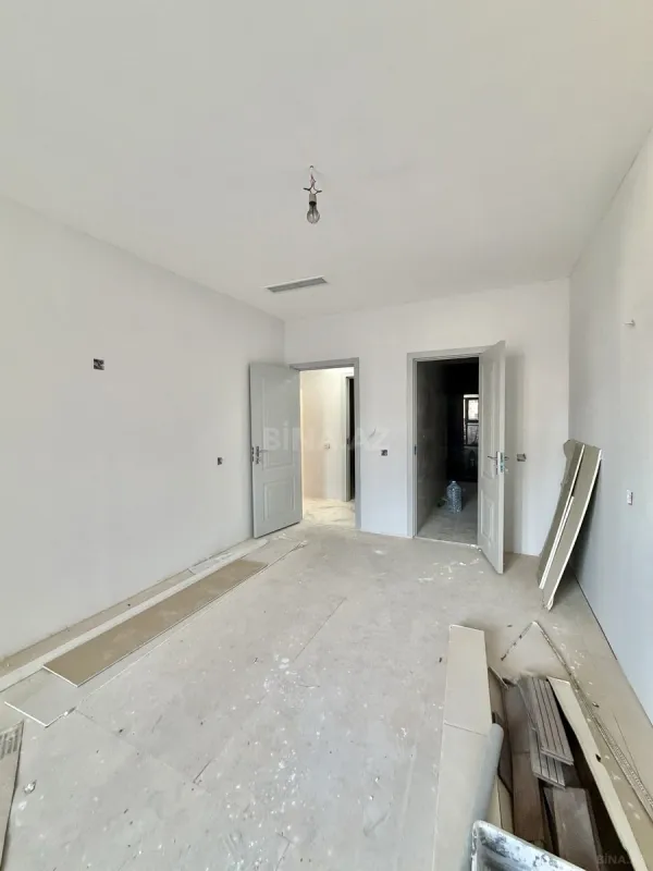 Satılır 3 otaqlı mənzil 108 m²