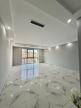 Satılır 3 otaqlı mənzil 108 m²