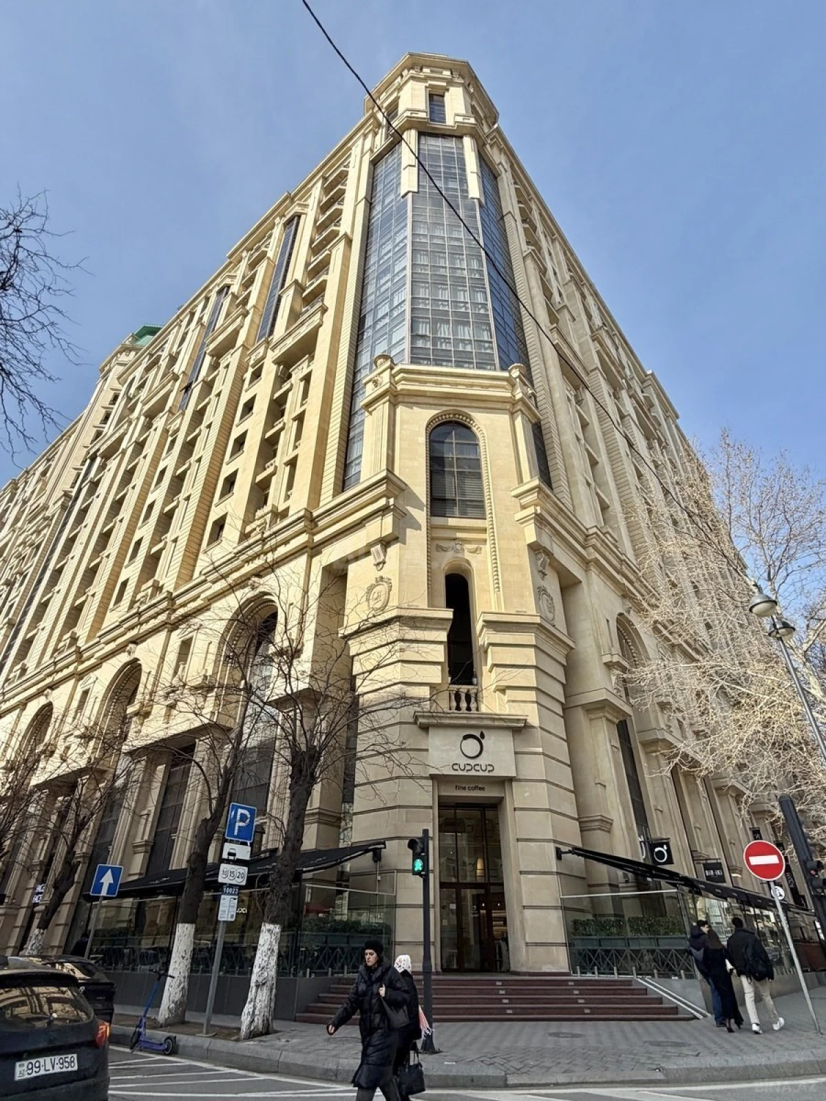 Satılır 3 otaqlı mənzil 108 m²