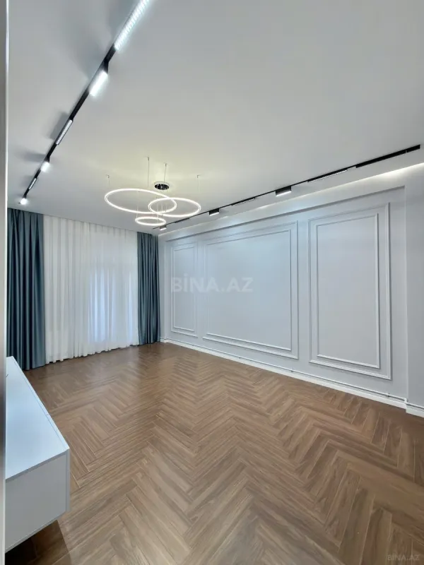 Satılır 3 otaqlı mənzil 97 m²