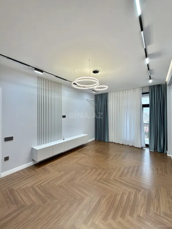 Satılır 3 otaqlı mənzil 97 m²