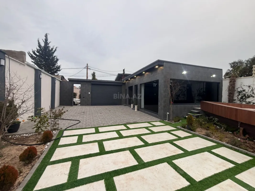 Satılır 4 otaqlı həyət evi 235 m²