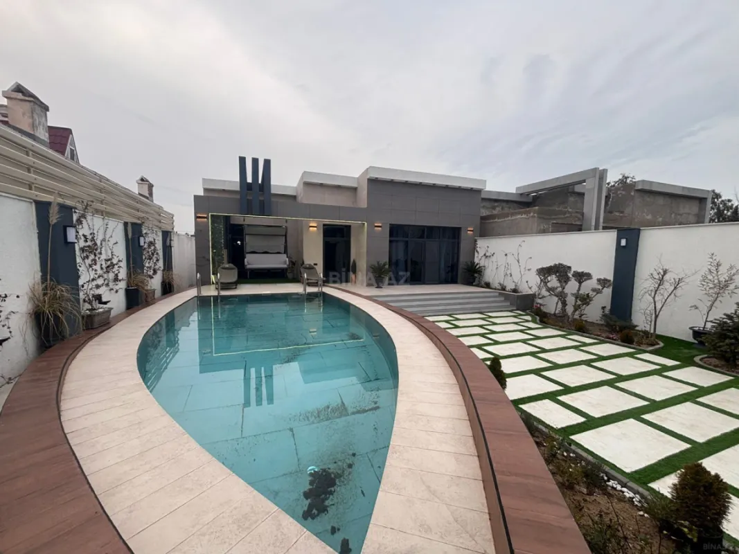 Satılır 4 otaqlı həyət evi 235 m²