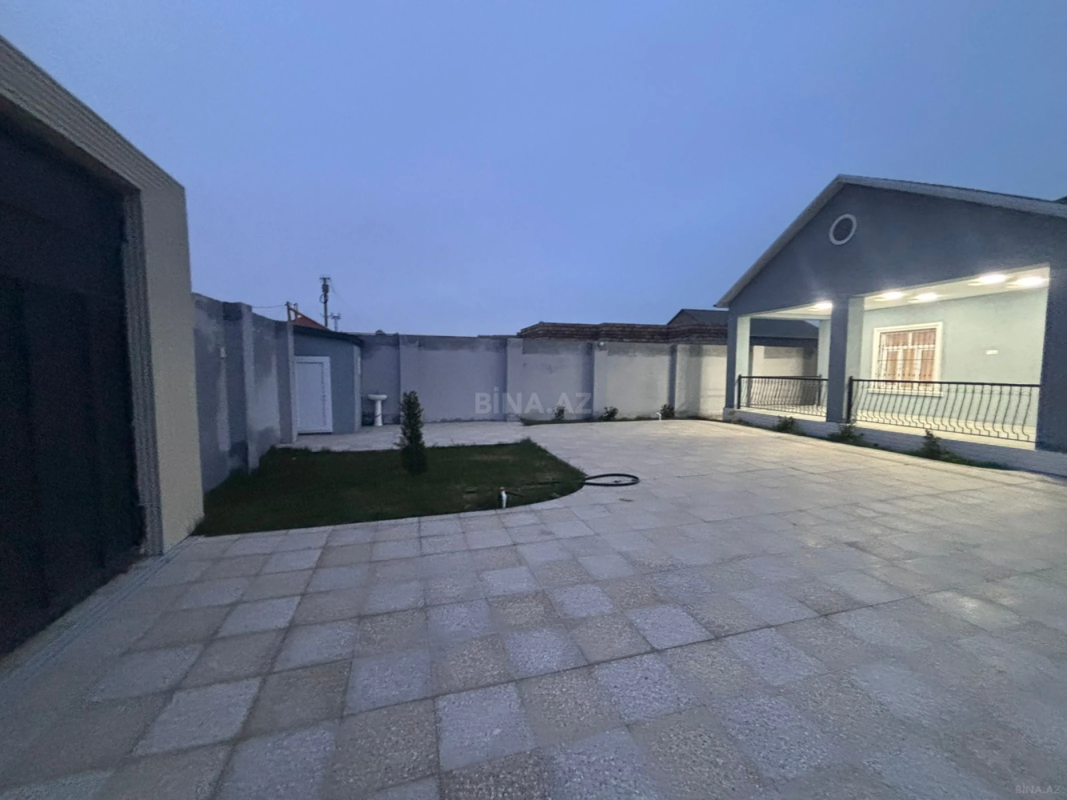 Satılır 3 otaqlı həyət evi 125 m²