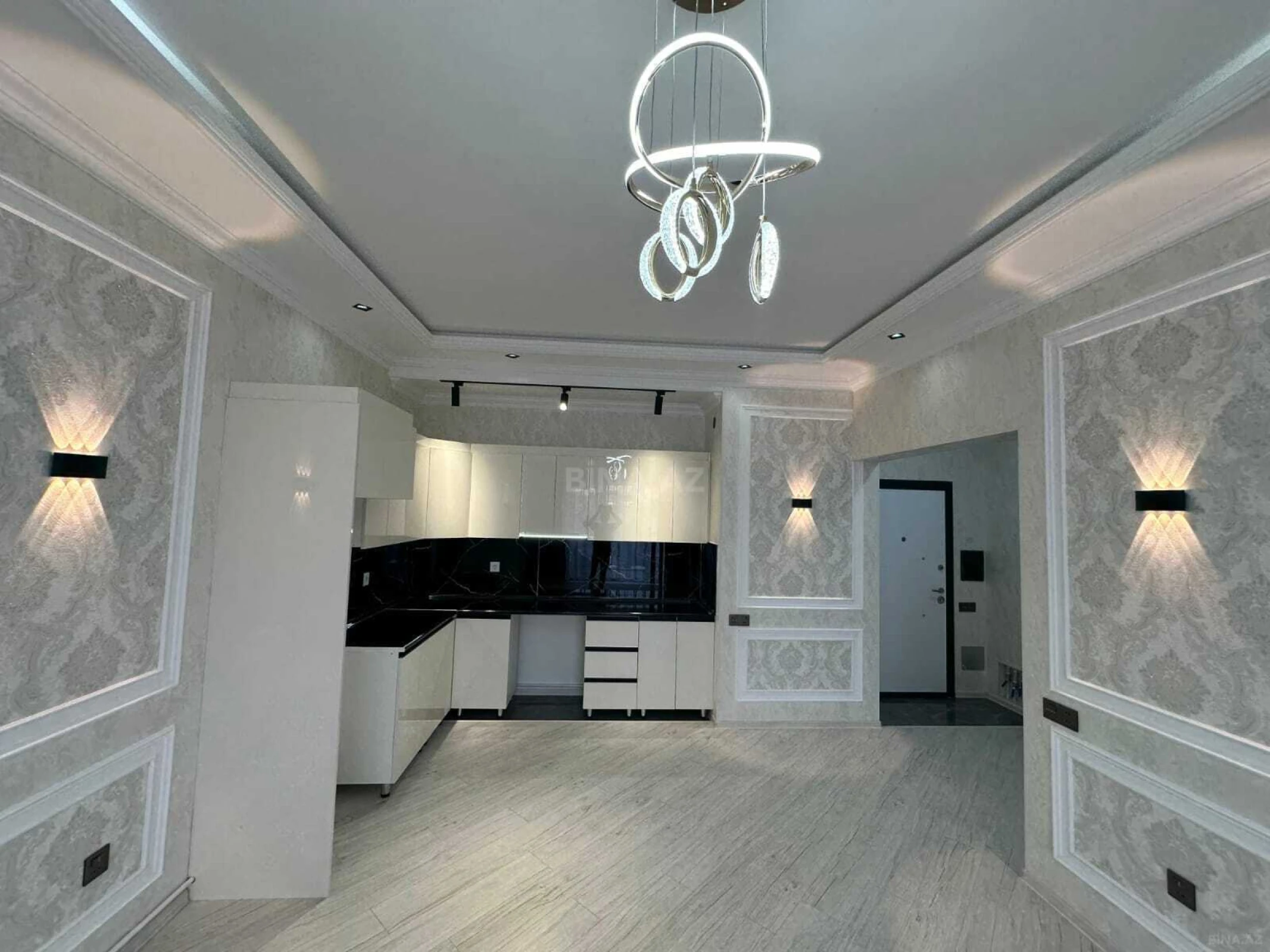 Satılır 2 otaqlı mənzil 73 m²