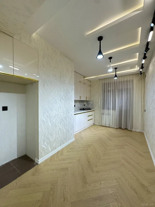 Satılır 2 otaqlı mənzil 90 m²