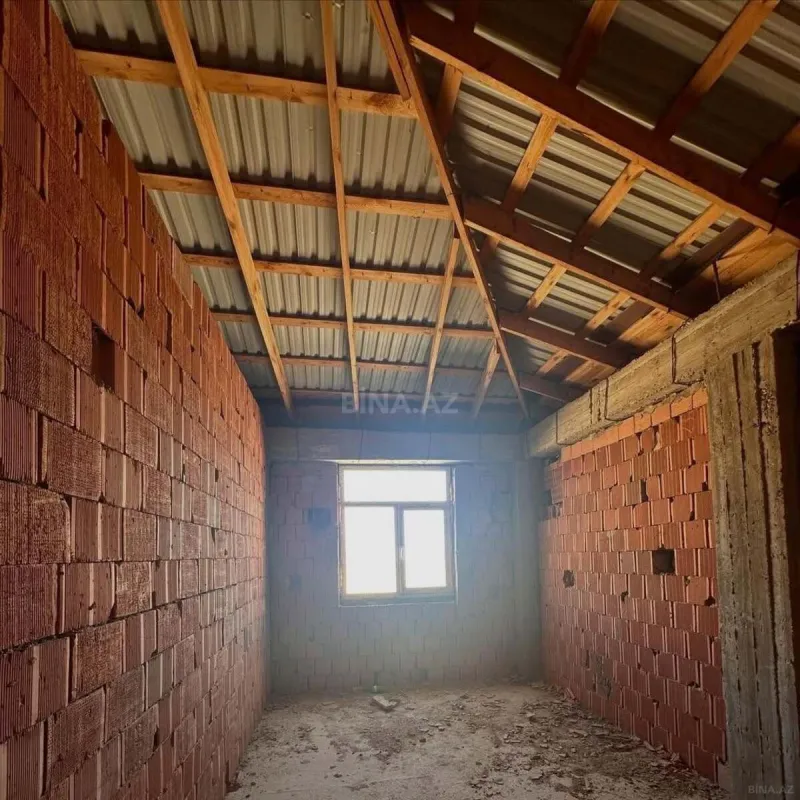 Satılır 3 otaqlı mənzil 98 m²