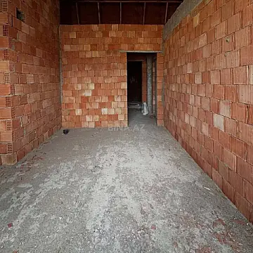 Satılır 3 otaqlı mənzil 98 m²