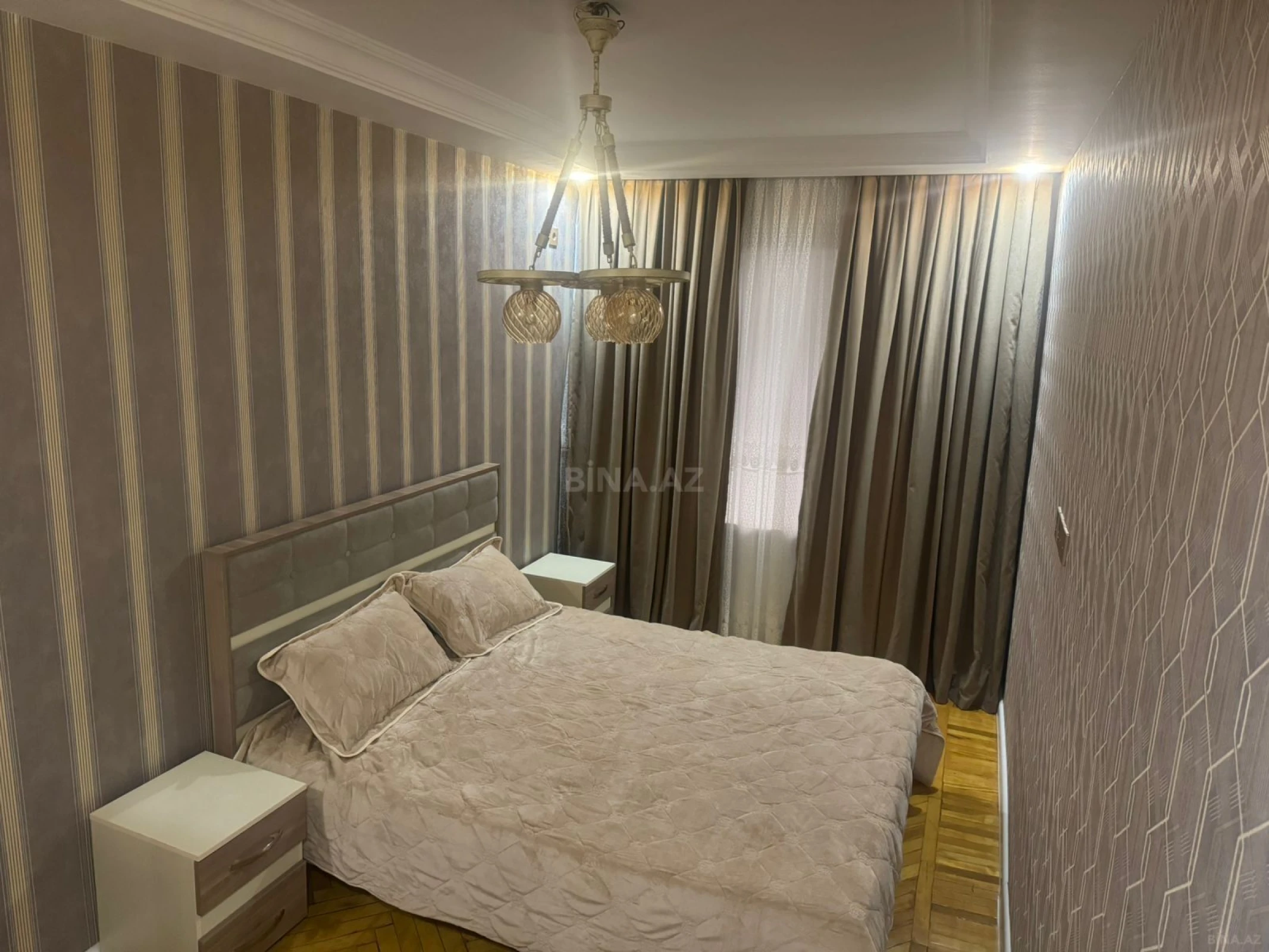 Kirayə verilir 4 otaqlı mənzil 130 m²