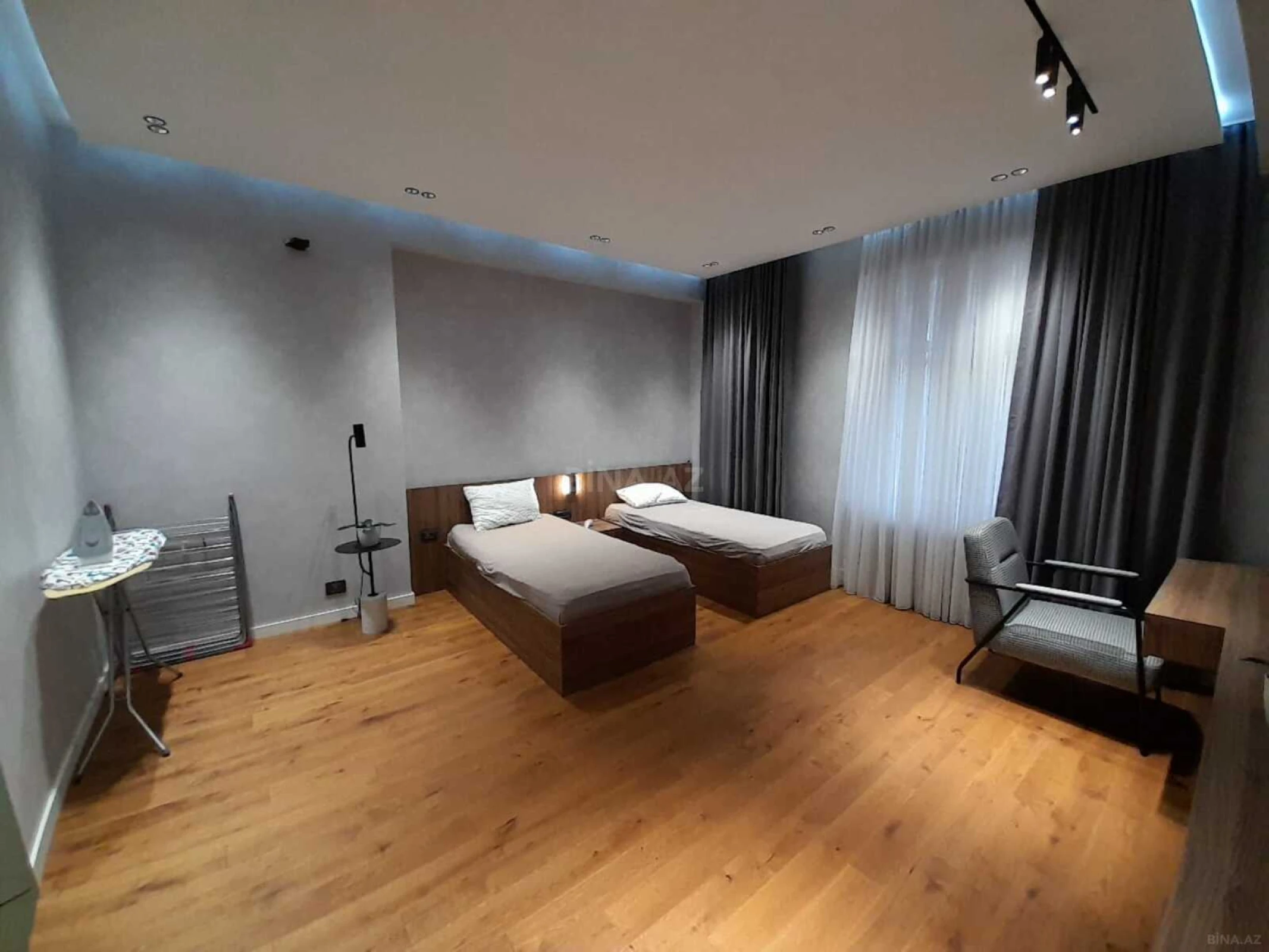 Kirayə verilir 3 otaqlı mənzil 135 m²