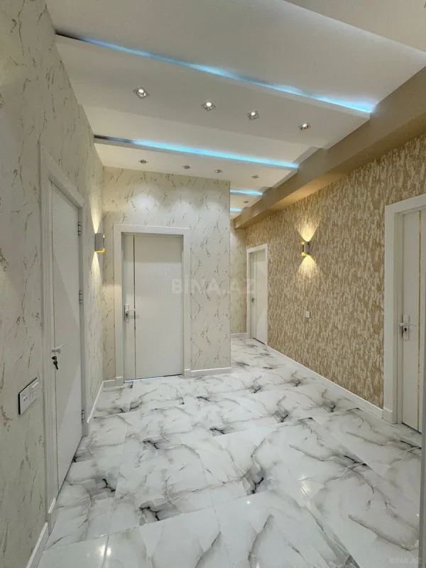 Satılır 3 otaqlı mənzil 115 m²