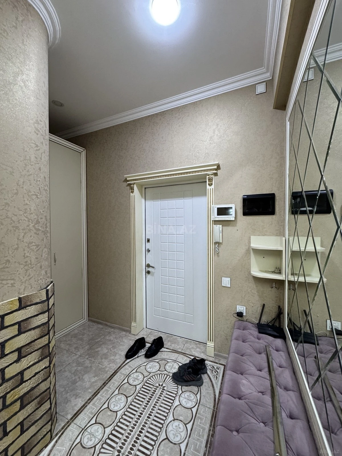 Satılır 3 otaqlı mənzil 110 m²
