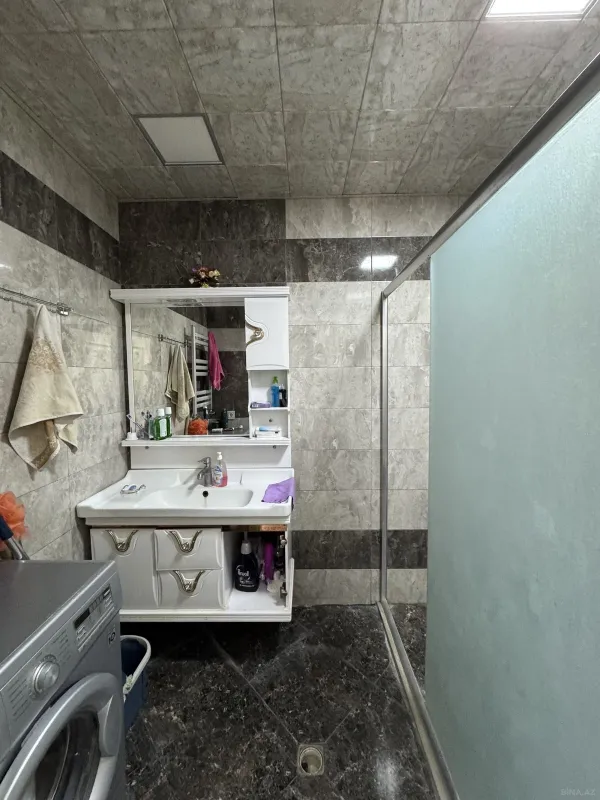 Satılır 3 otaqlı mənzil 110 m²