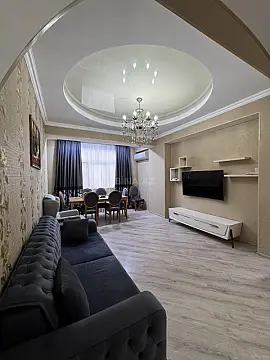 Satılır 3 otaqlı mənzil 110 m²