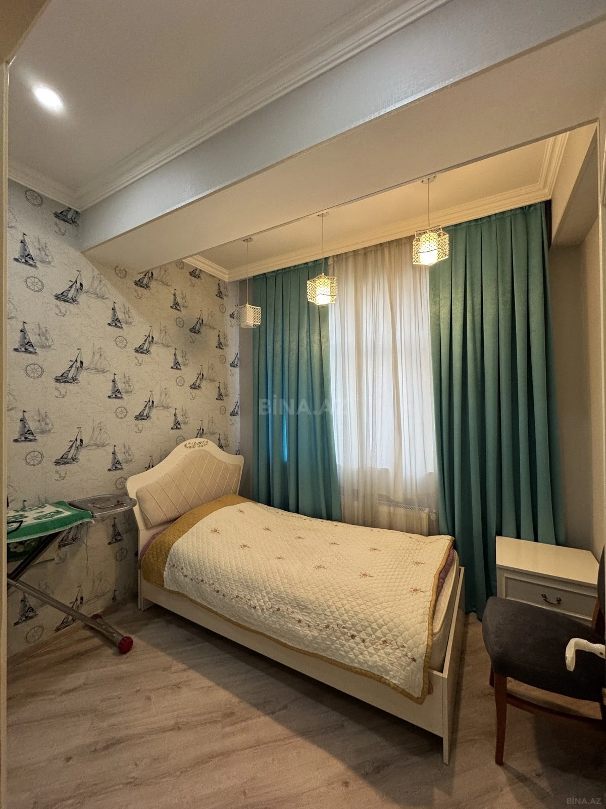 Satılır 3 otaqlı mənzil 110 m²