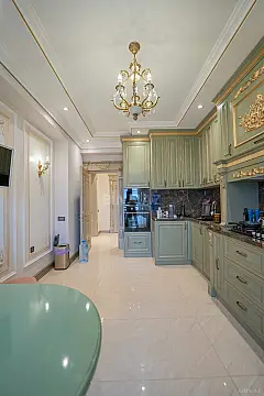 Satılır 3 otaqlı mənzil 160 m²